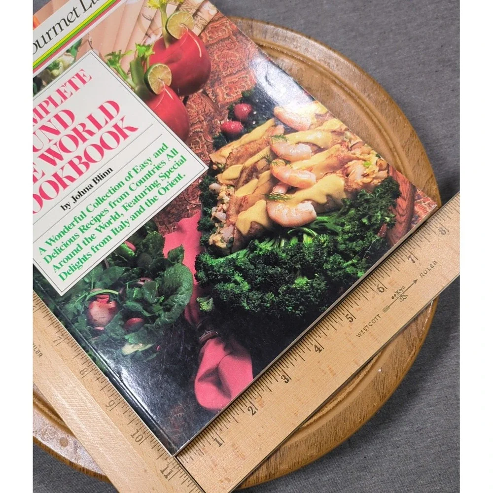 1987 The Complete Around The World Cookbook Johna‎ Blinn Speedy Gourmet Library